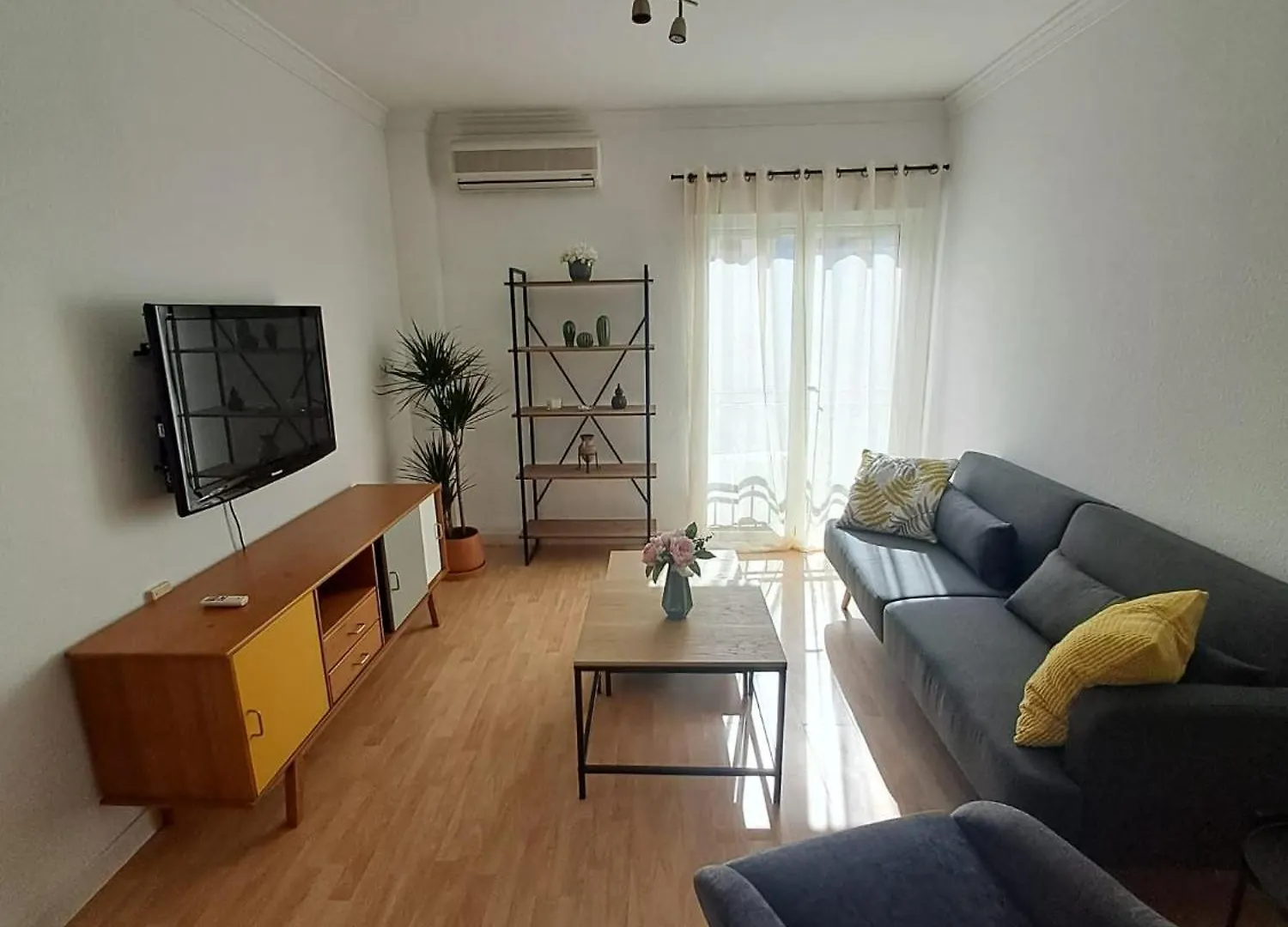 Apartamento Compartido Hab Privadas Playa De La Caleta كاديز منزل للإقامة